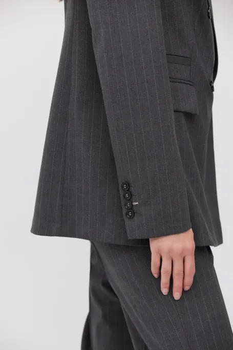 Jachetă gri din lână cu dungi pentru costum