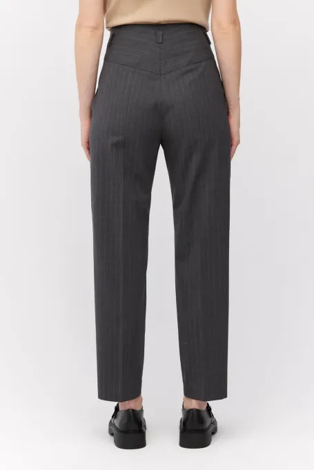 Pantaloni de costum gri din lână cu dungi Pantaloni de costum gri din lână cu dungi
