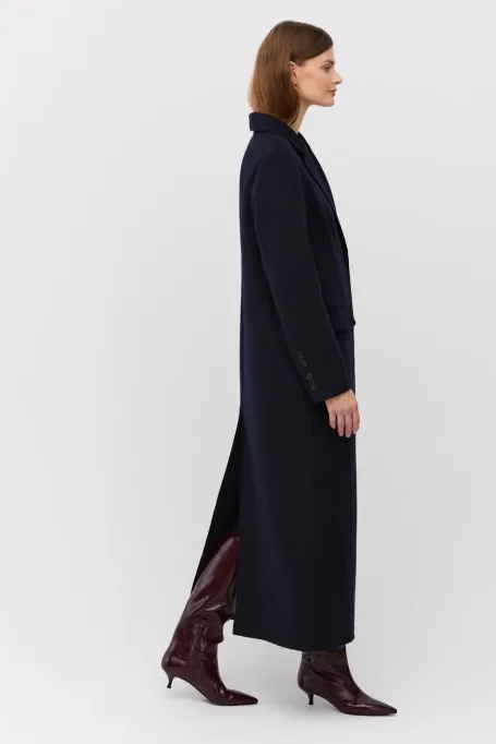 Palton lung bleumarin cu un singur rând de nasturi, dublu stratificat