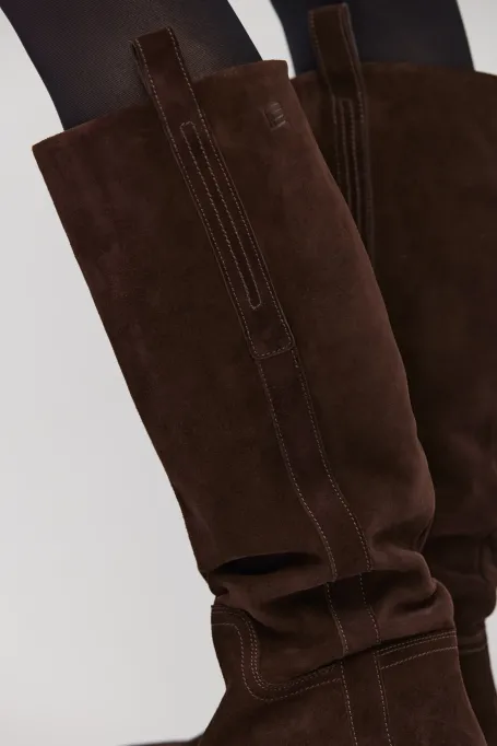 Cizme din piele întoarsă maro