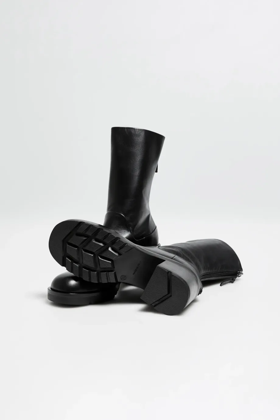 Botine negre din piele Botine negre din piele
