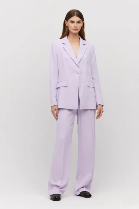 O jachetă de costum O jachetă de costum