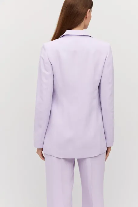 O jachetă de costum O jachetă de costum