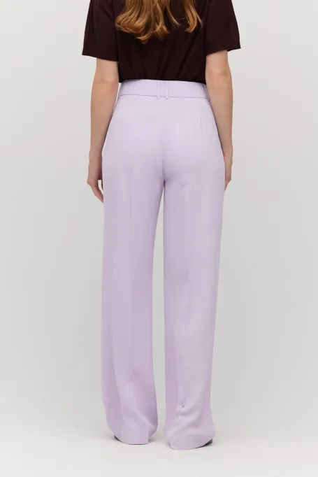 Pantaloni largi de costum