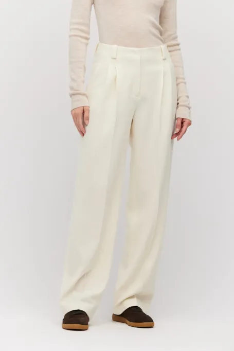 Pantaloni de costum din lână crem cu cașmir