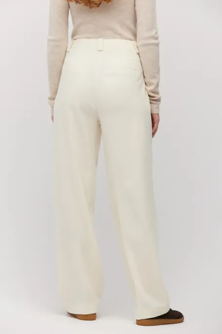 Pantaloni de costum din lână crem cu cașmir