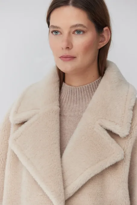 Jachetă bej din lână cu model ursuleț de pluș