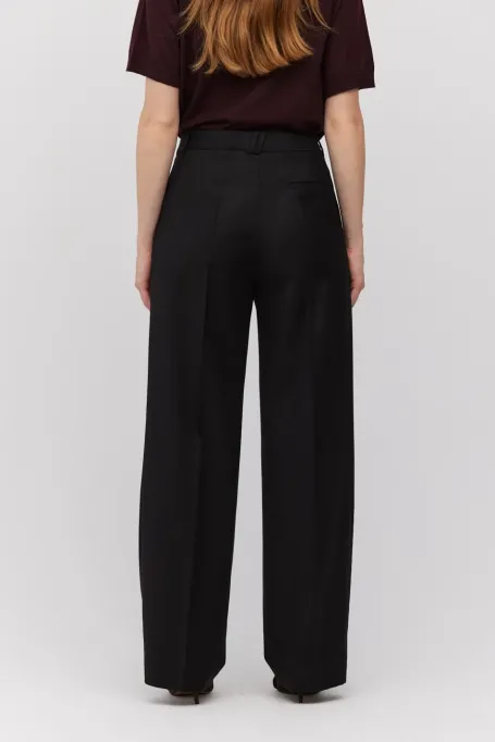 Pantaloni largi din lână neagră