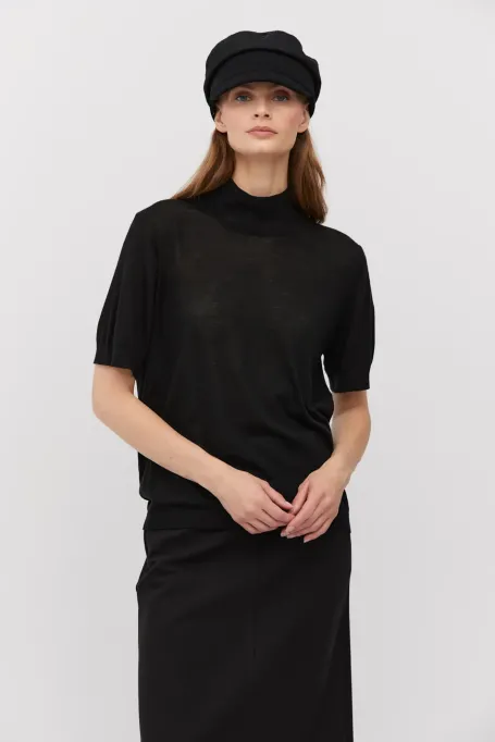 Pulover negru cu mânecă scurtă din lână merinos