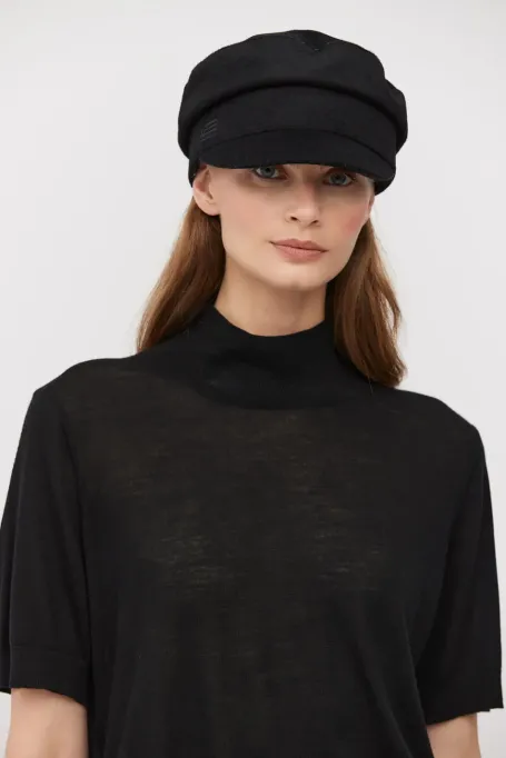 Pulover negru cu mânecă scurtă din lână merinos