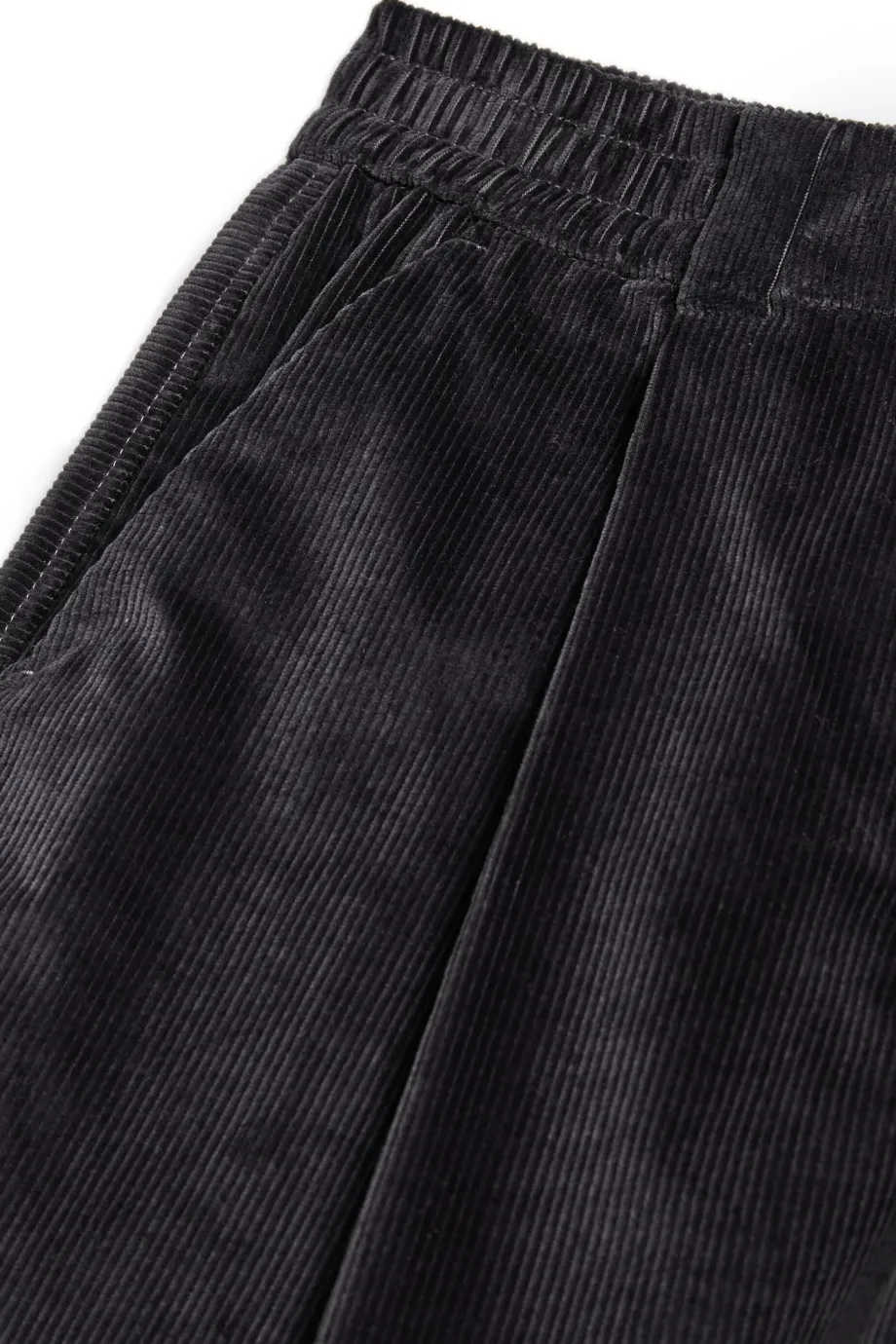 Pantaloni gri închis, lejeri, din catifea reiată din bumbac Pantaloni gri închis, lejeri, din catifea reiată din bumbac