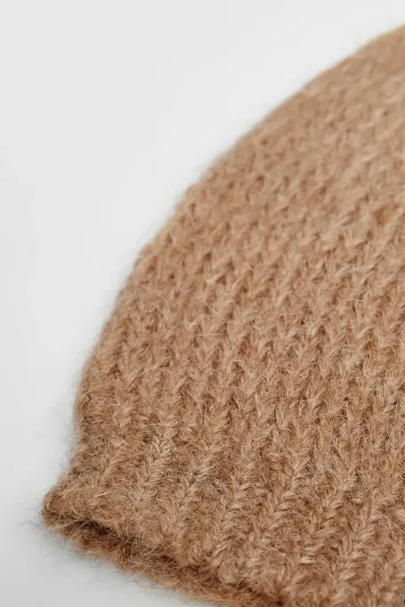 Căciulă camel din lână merinos și lână de suri alpaca