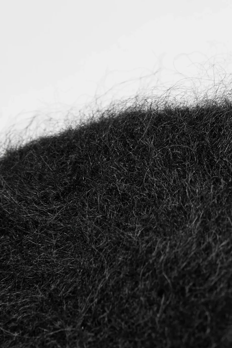Pălărie neagră din lână de alpaca Pălărie neagră din lână de alpaca