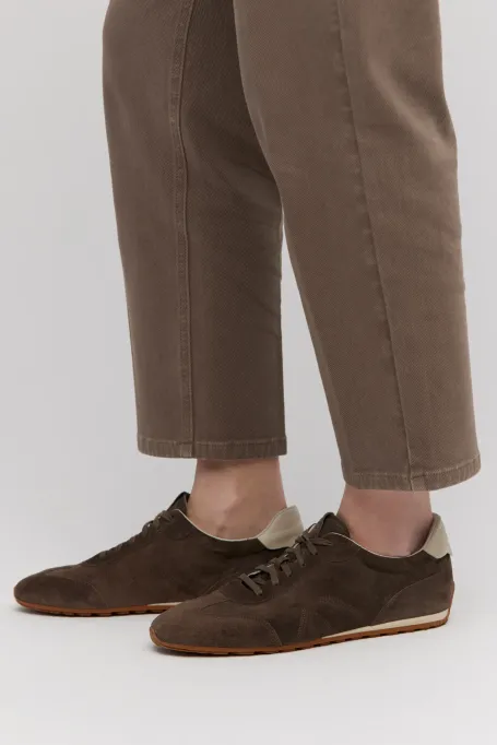 Tenisi retro maro din piele intoarsa