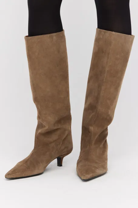 Cizme din piele intoarsa cu toc mijlociu