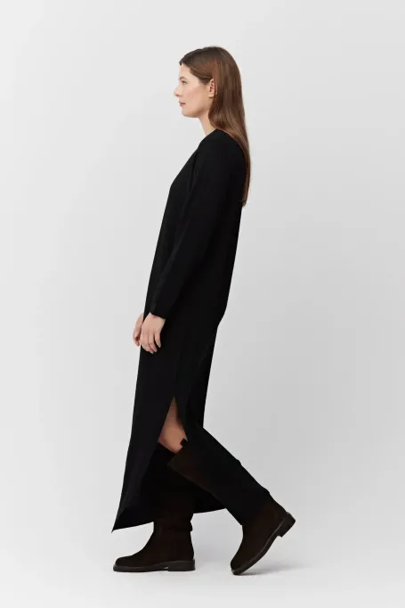 Rochie neagră din lână merinos Rochie neagră din lână merinos