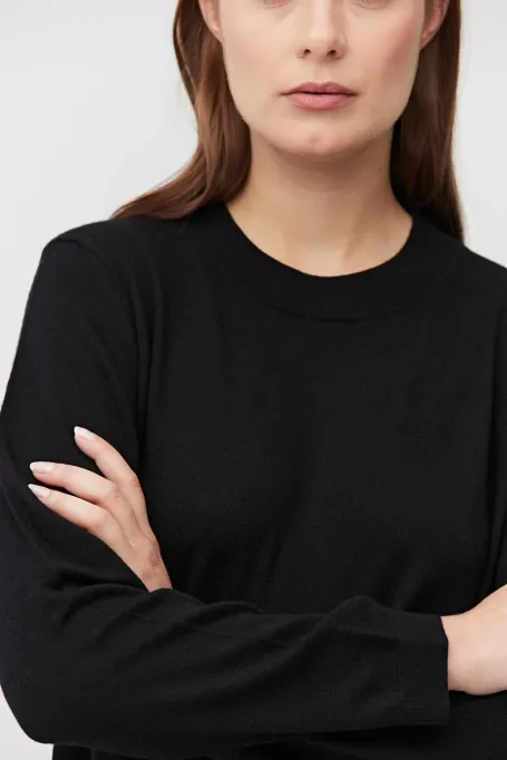 Rochie neagră din lână merinos Rochie neagră din lână merinos