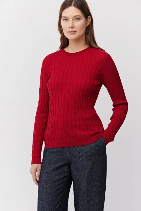 Bluză roșie din lână merinos tricotată cu împletituri