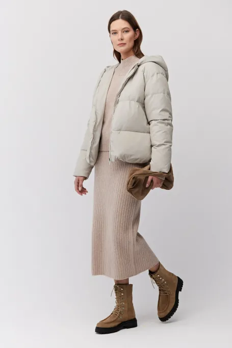 Jachetă bej reversibilă din puf cu glugă