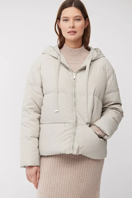 Jachetă bej reversibilă din puf cu glugă