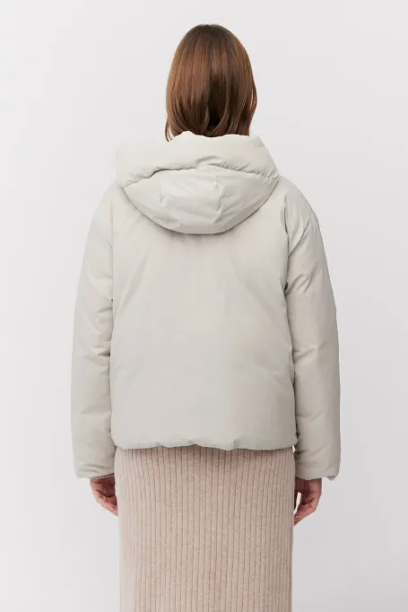 Jachetă bej reversibilă din puf cu glugă