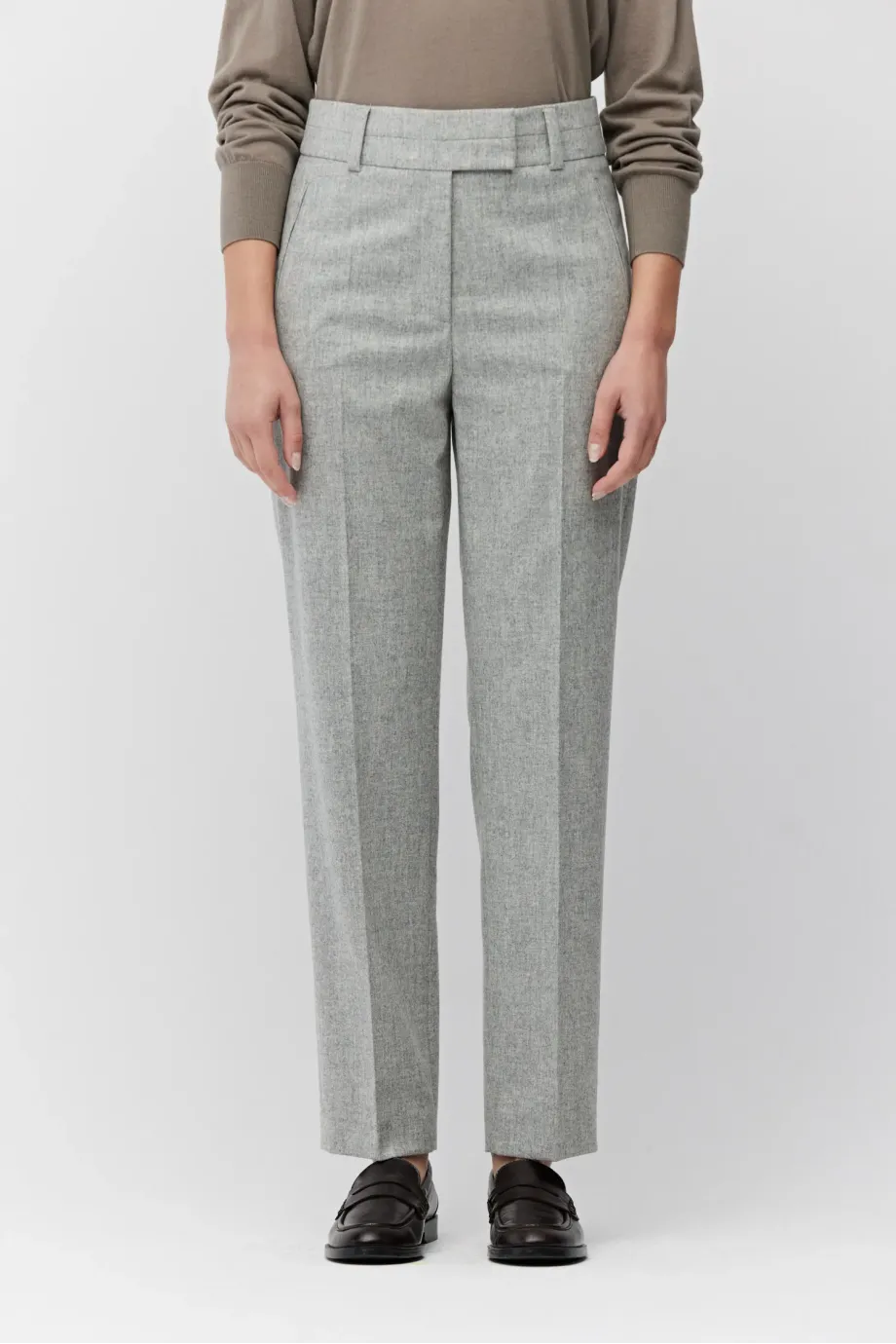 Pantaloni gri de costum cu cașmir Pantaloni gri de costum cu cașmir