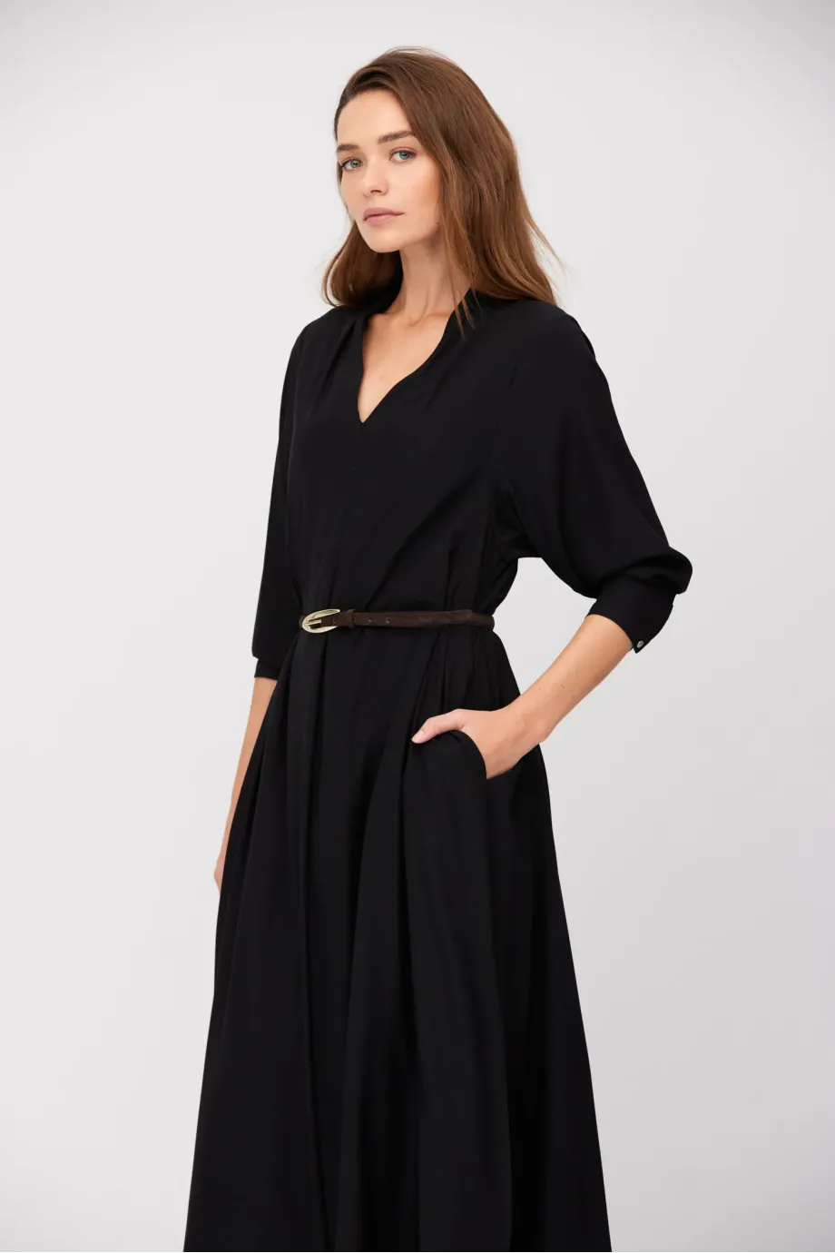 Rochie midi de mătase neagră Rochie midi de mătase neagră