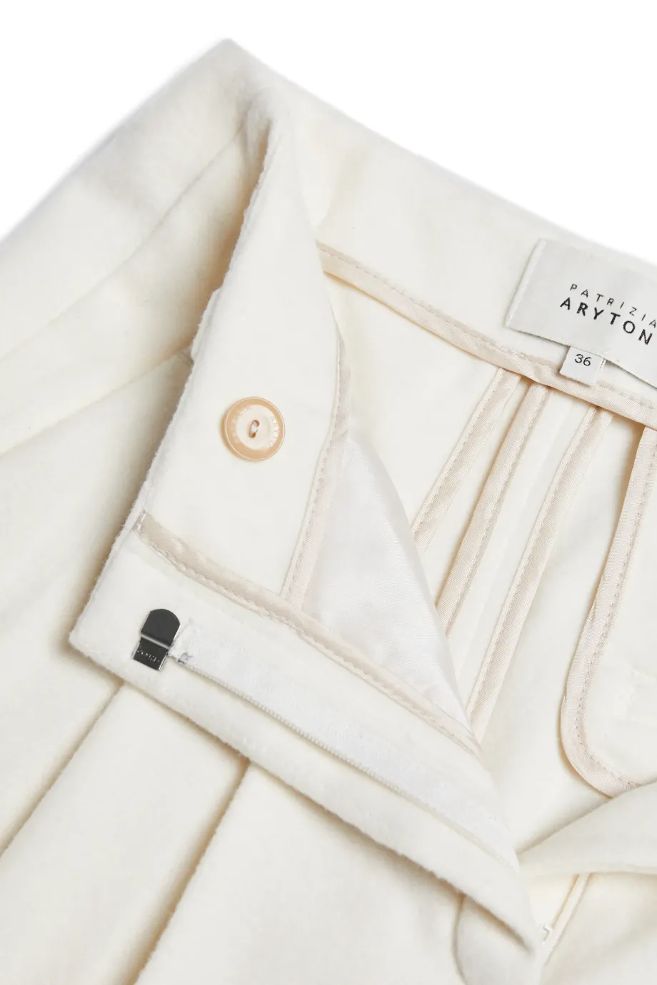 Pantaloni de costum din lână crem cu cașmir Pantaloni de costum din lână crem cu cașmir