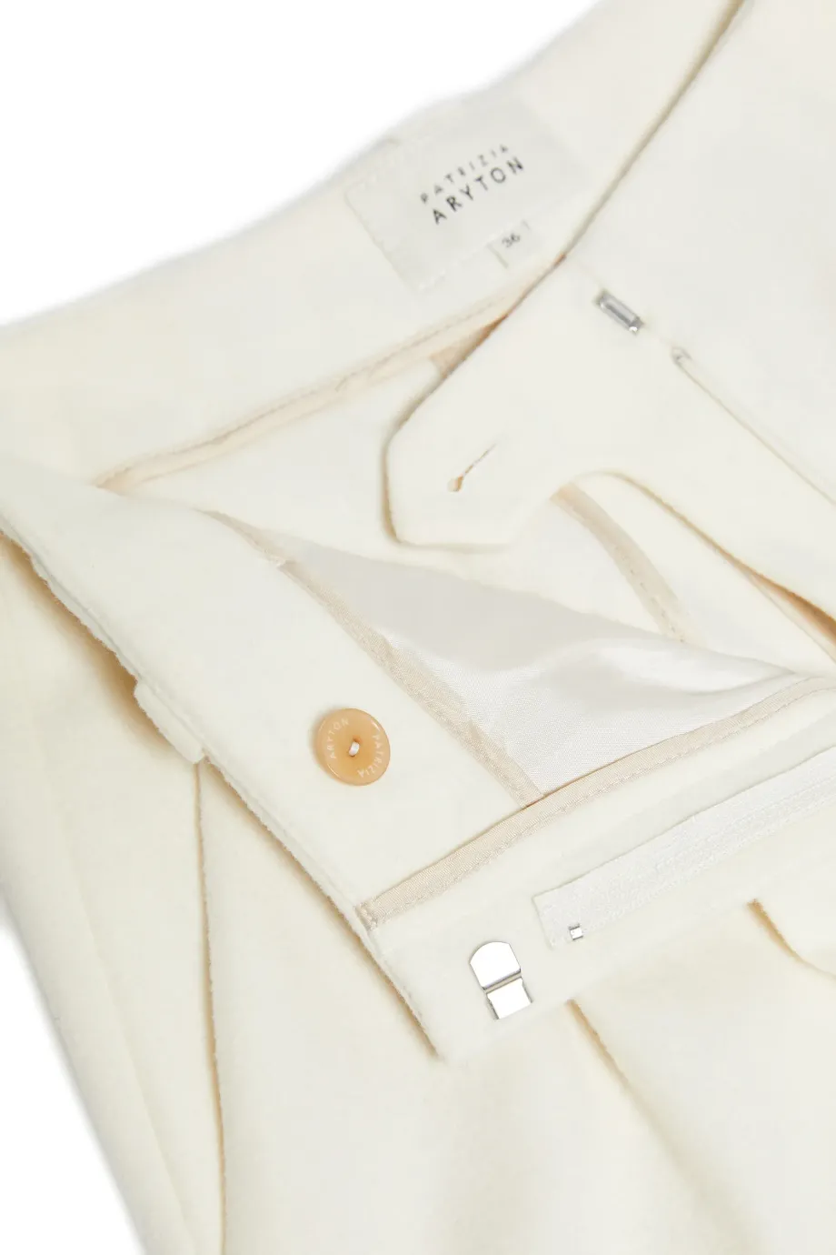 Pantaloni de costum din lână crem cu cașmir Pantaloni de costum din lână crem cu cașmir