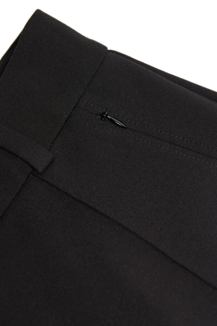 Pantaloni negri cu croi larg Pantaloni negri cu croi larg