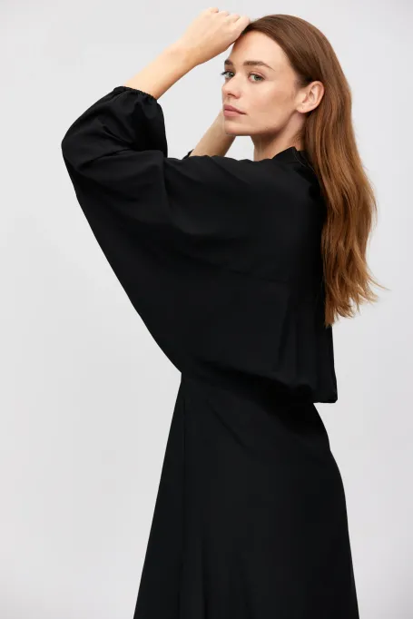 Rochie neagră din mătase
