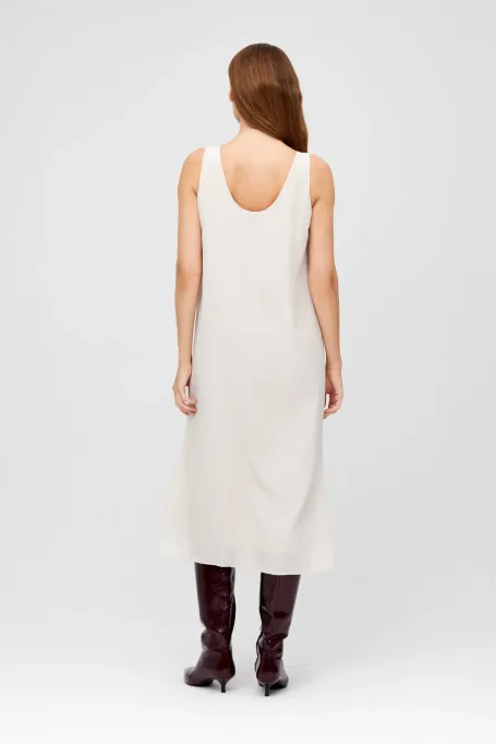 Rochie bej din mătase