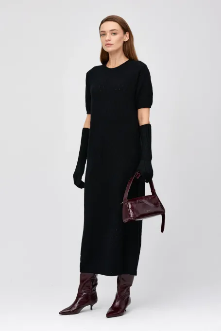 Rochie din lână merinos și amestec de lână de alpaca.