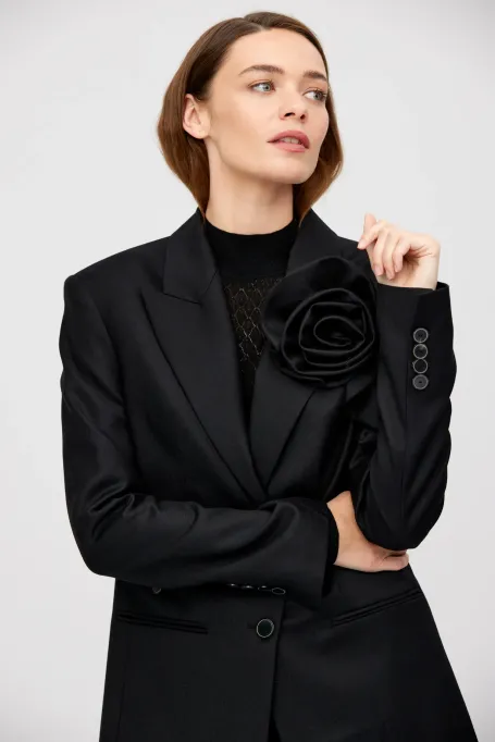 Sacou din lână cu umeri largi pentru costum