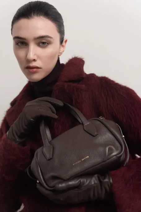 Mini geantă maro din piele granulată - Patrizia Aryton Mini geantă maro din piele granulată - Patrizia Aryton