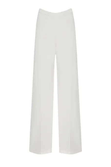 Pantaloni albi largi din tricot