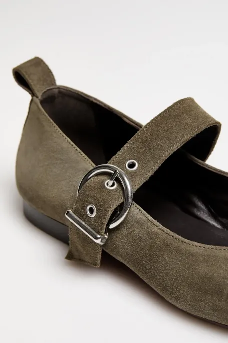 Balerini verzi din piele întoarsă