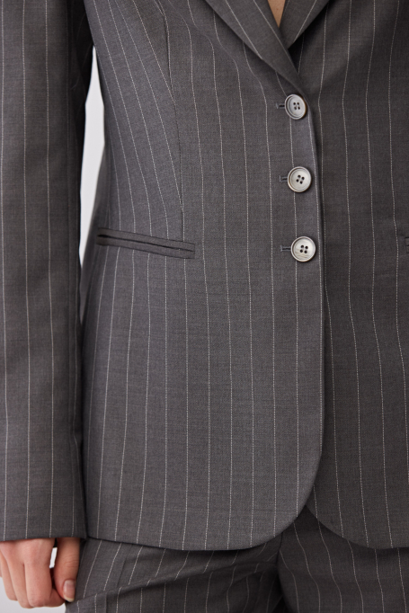 Sacou gri din lână virgină, cu dungi, pentru costum