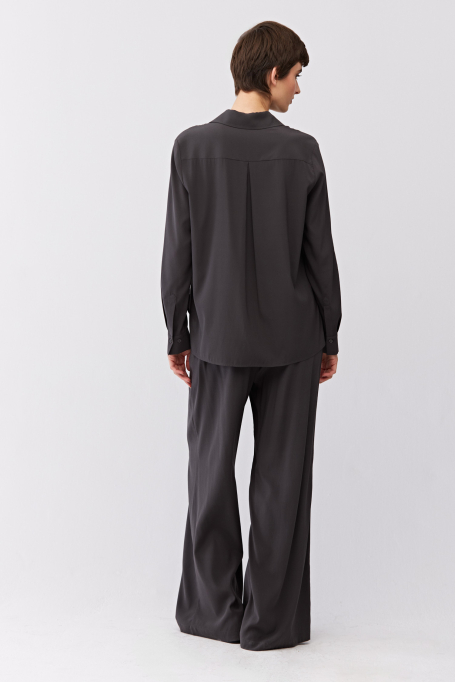 Pantaloni largi gri din mătase