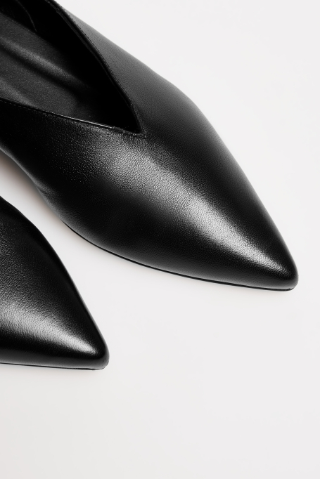 Pantofi slingback negri din piele