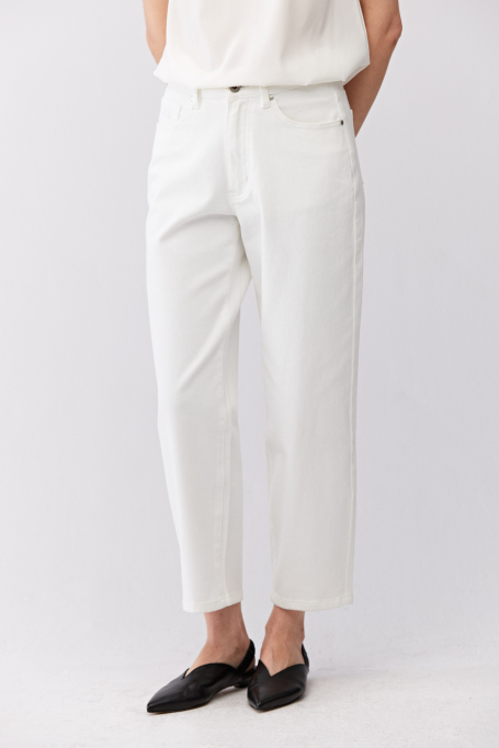 Blugi albi tip barrel