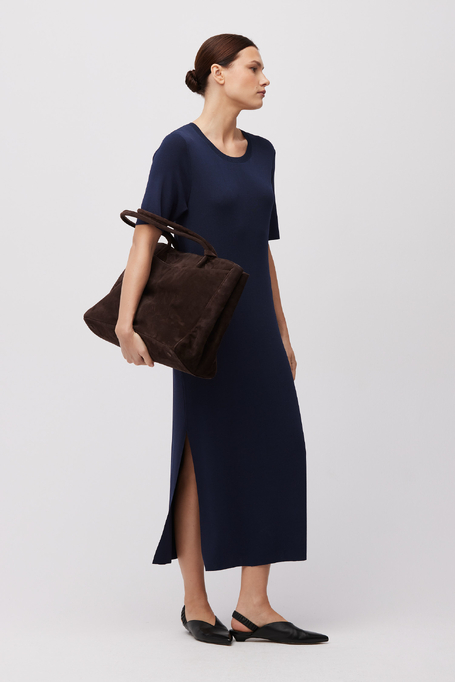 Rochie bleumarin midi din tricot