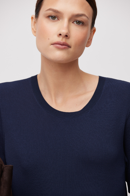 Rochie bleumarin midi din tricot