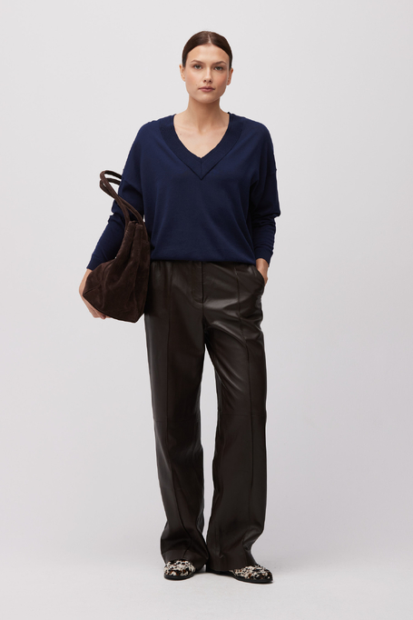 Pantaloni maro din piele cu crac larg