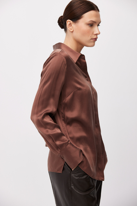Cămașă maro lejeră din mătase