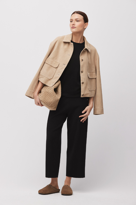 Pantaloni culotte negri din tricot