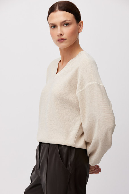 Bluză cu decolteu în V din mătase și lyocell