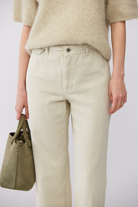 Pantaloni verzi cu in verde