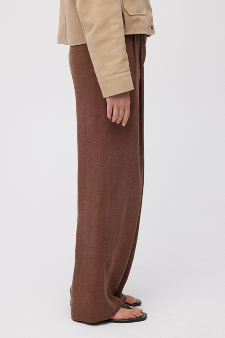 Pantaloni largi din amestec de in și lyocell maro