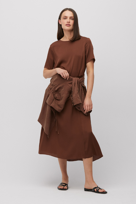 Rochie maro din mătase maro